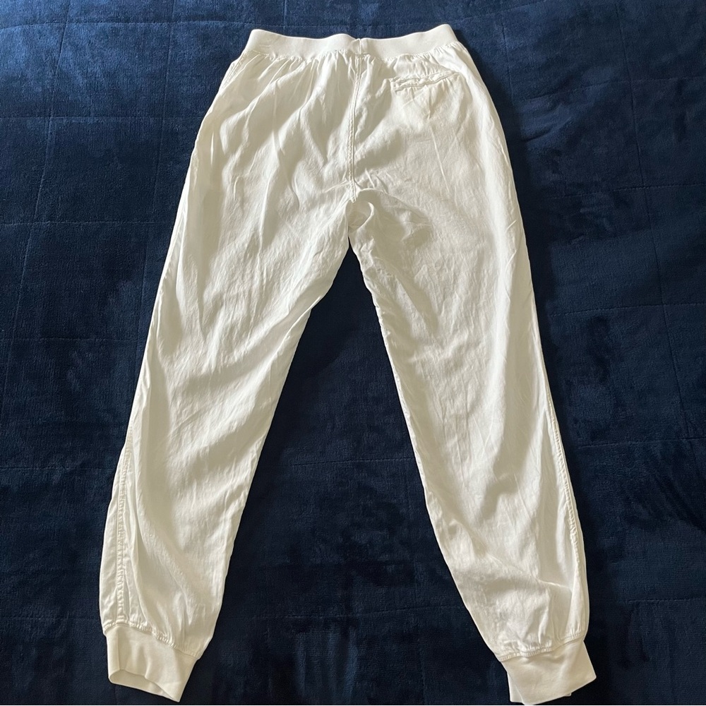 Faherty White Linen Joggers - Picture 10 of 14